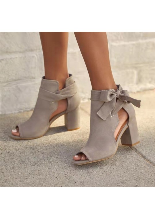 Women Retro Solid Color Hollow-Out Chunky Heeled 